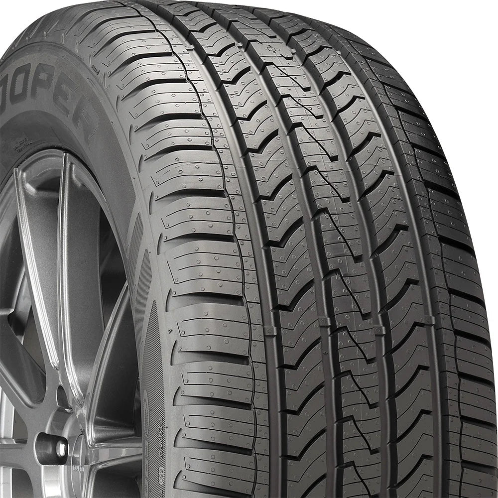 Set of 4 225/60R18 100H All Season Tires J658