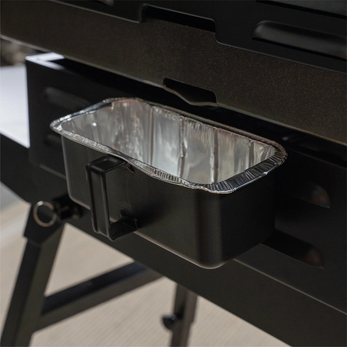 22 Propane Griddle with Stand and Adapter Hose T2362