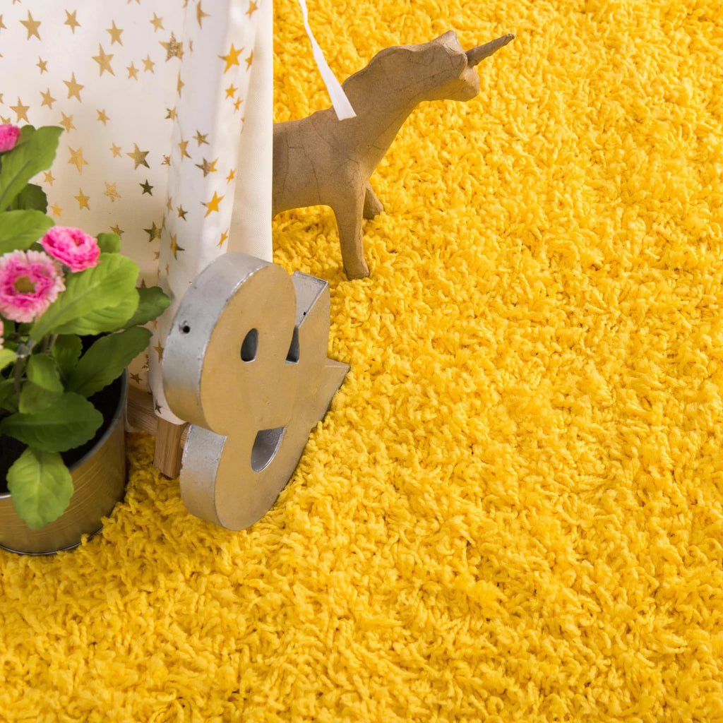 6' x 9' Yellow Shag Rug E9216