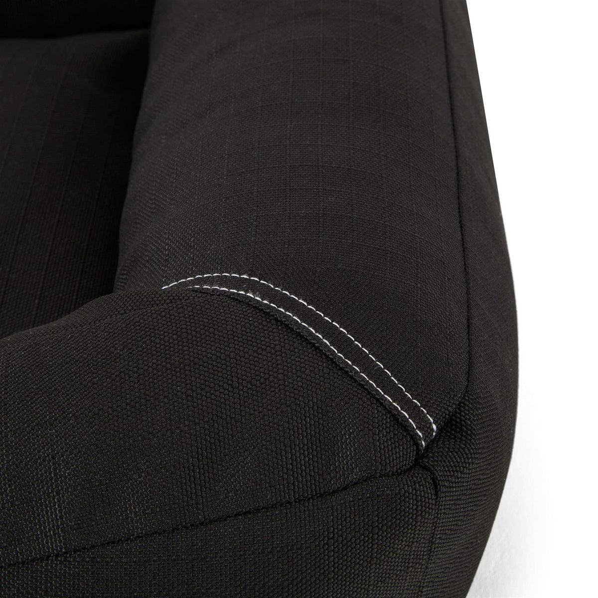 Indoor/Outdoor Dog Bed S8297