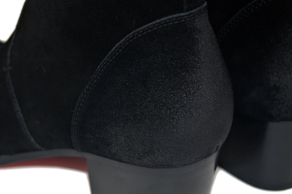 Black Suede Chelsea Boots Q3640