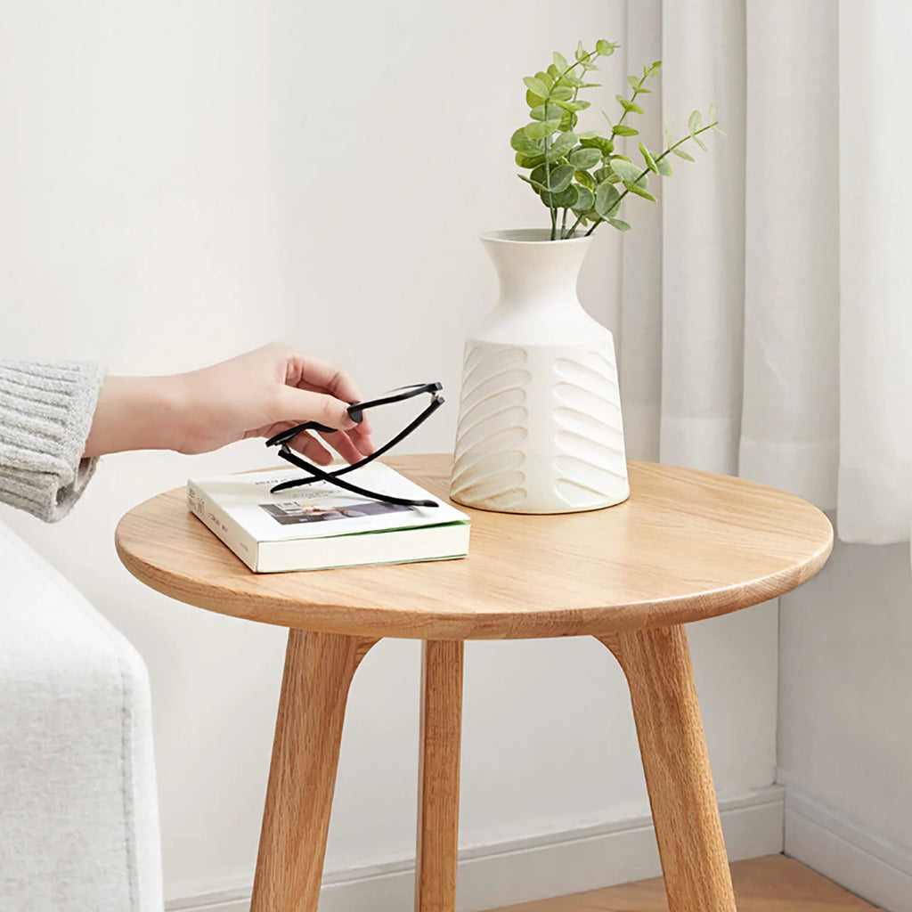 Round Solid Oak Coffee Table T1454