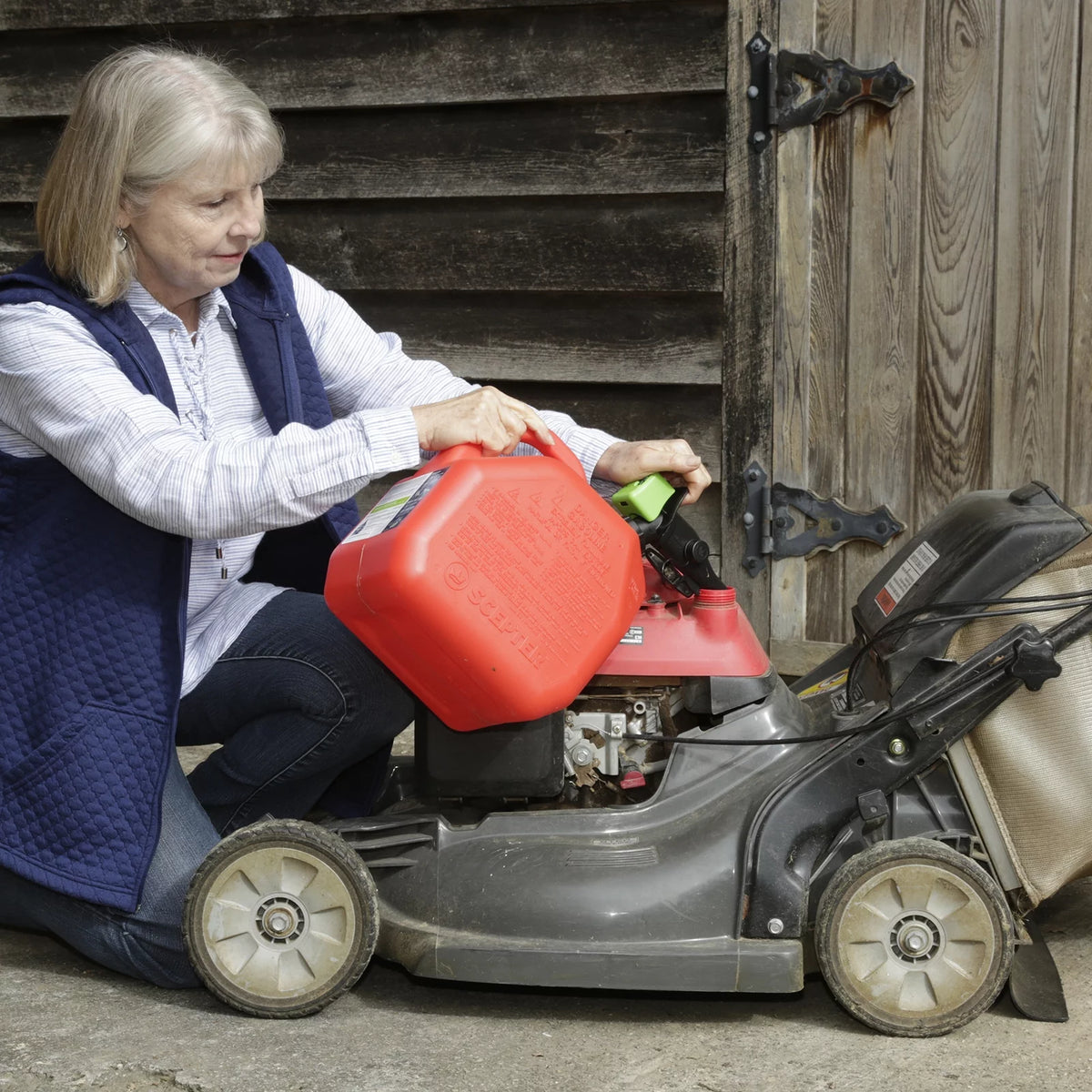 2 Gallon Red Gas Can Z219