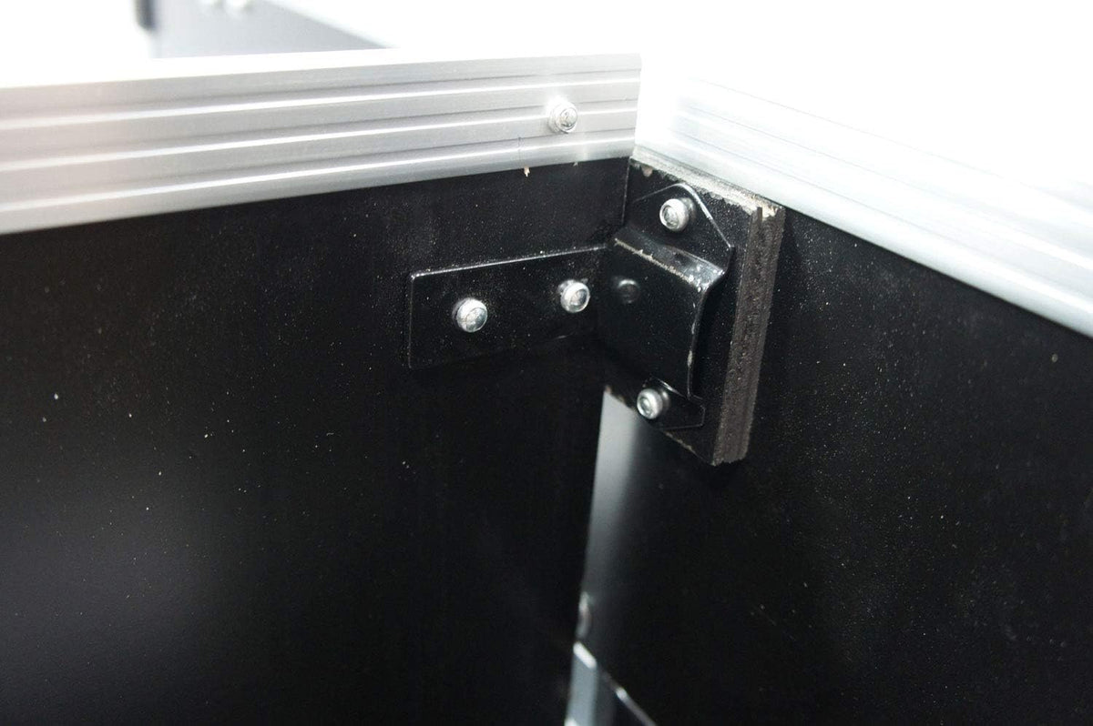 36 x 33 Fold Out Station Stand H67946