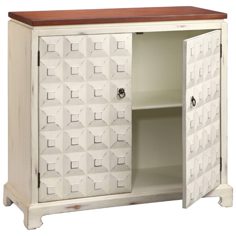 Accent Cabinet I427586