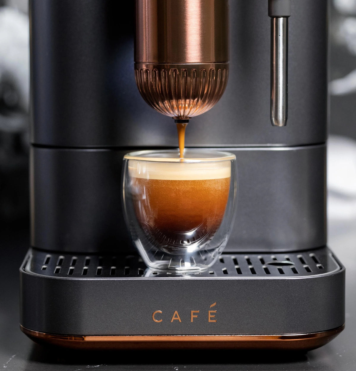 Automatic Espresso Machine with Milk Frother and Bean Grinder, Matte White 1.2 Liter L733596
