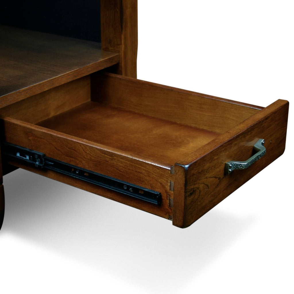 Rustic Oak End Table P787