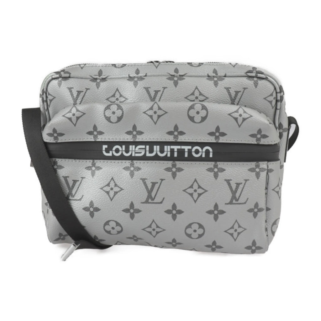 Pre-Owned Monogram Canvas Messenger Bag Q44107