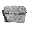 Pre-Owned Monogram Canvas Messenger Bag Q44107