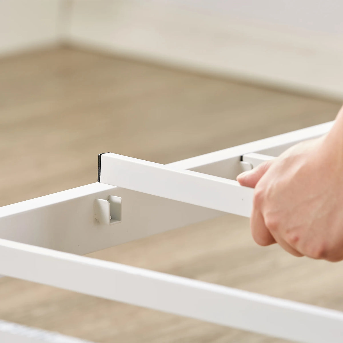 White Full Metal Platform Bed Frame M581862