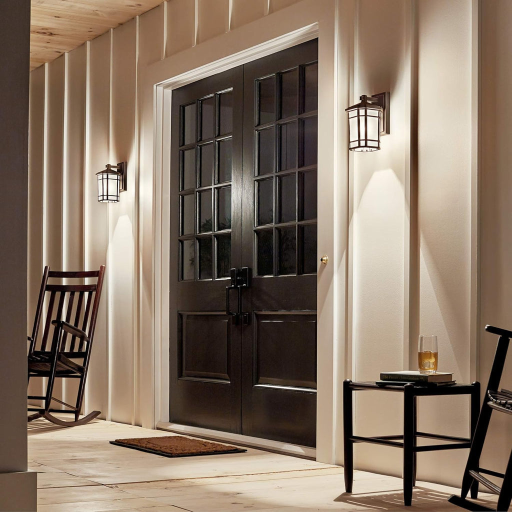 1 Light Outdoor Wall Light with Etched Linen Glass Q688