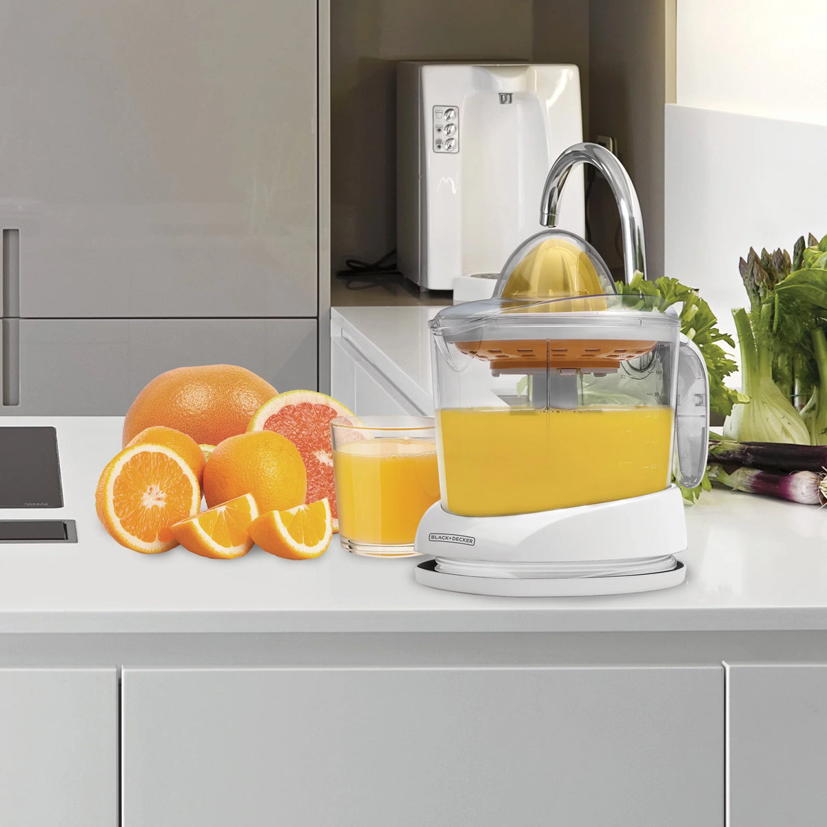 32 oz White Citrus Juicer T51741