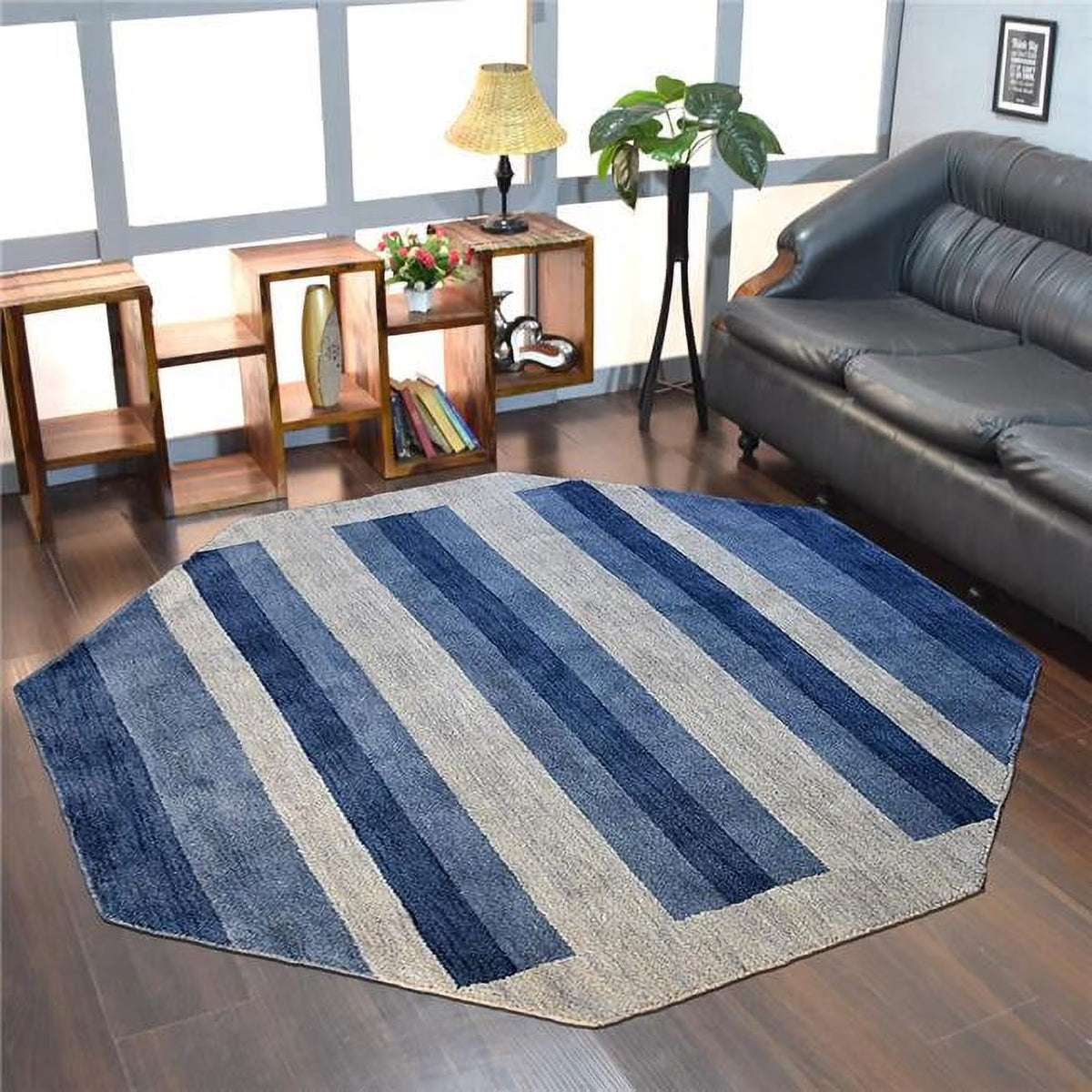 8 x 8 ft. Hand Knotted Wool Octagon Area Rug D6995