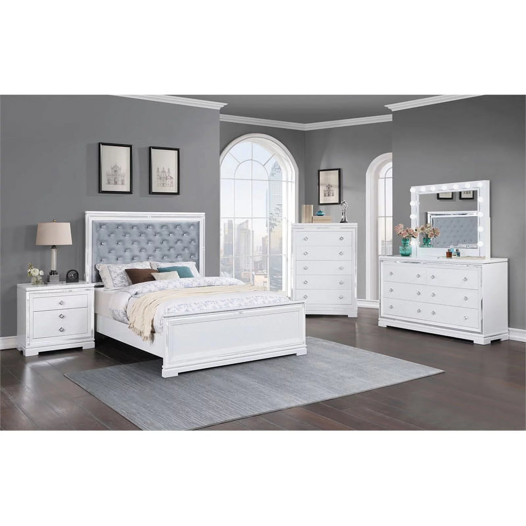 4-Piece Wood California King Bedroom Set in White F201