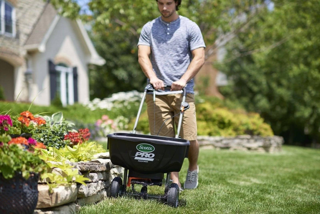 Edge Guard Pro Broadcast Spreader L666