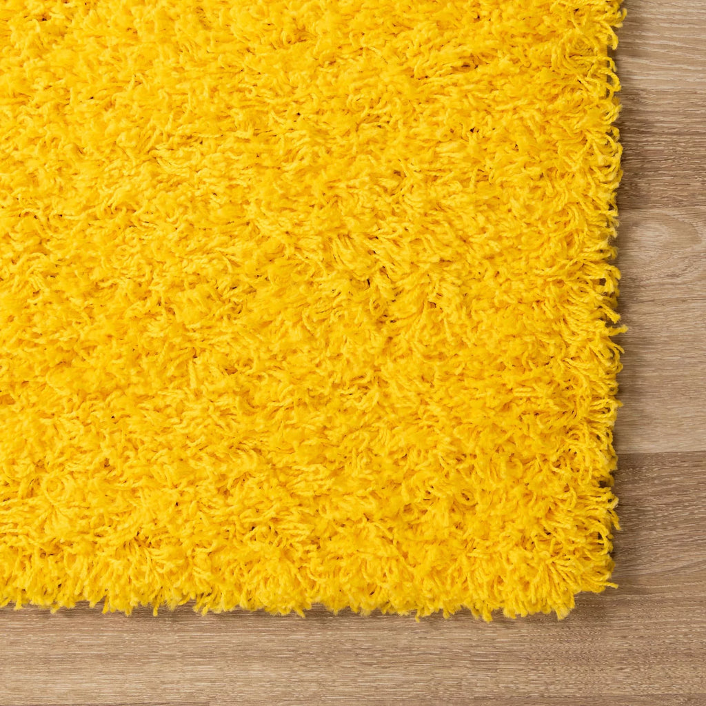 6' x 9' Yellow Shag Rug E9216