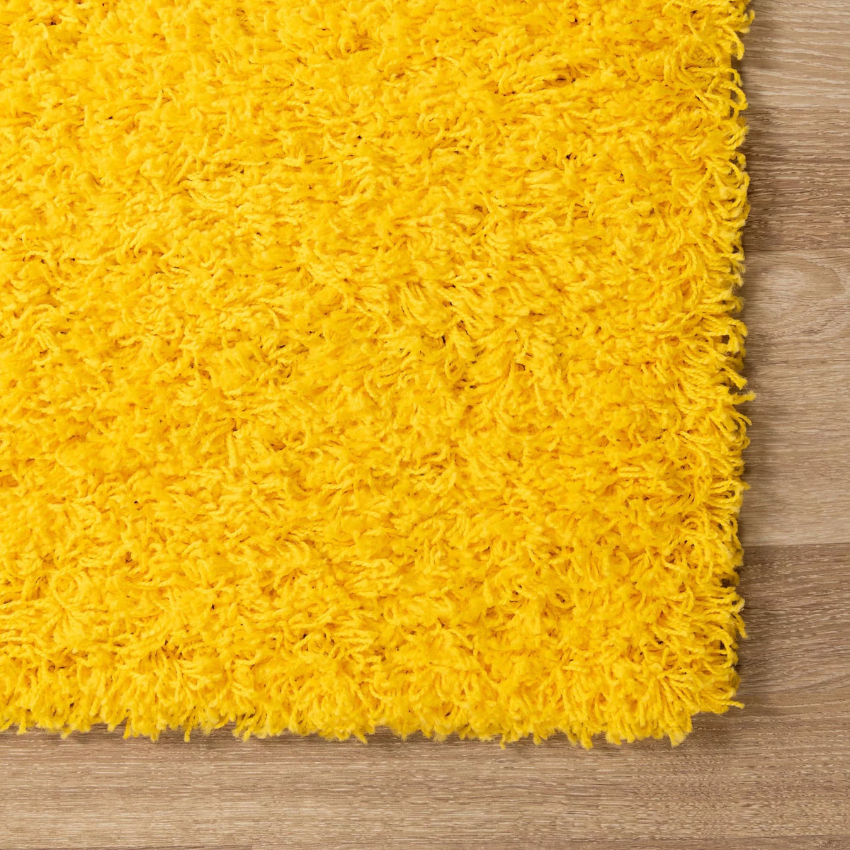 6' x 9' Yellow Shag Rug E9216
